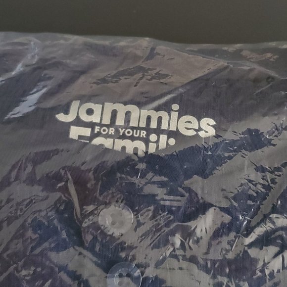 Christmas Pajamas for Boys  2 pc set  Size 4  "Jolly Polar Bears"  Lg sleeve - Picture 5 of 6